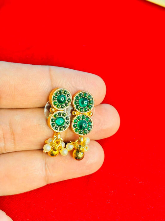 Traditional coin choker with green highlights and pearl hangings