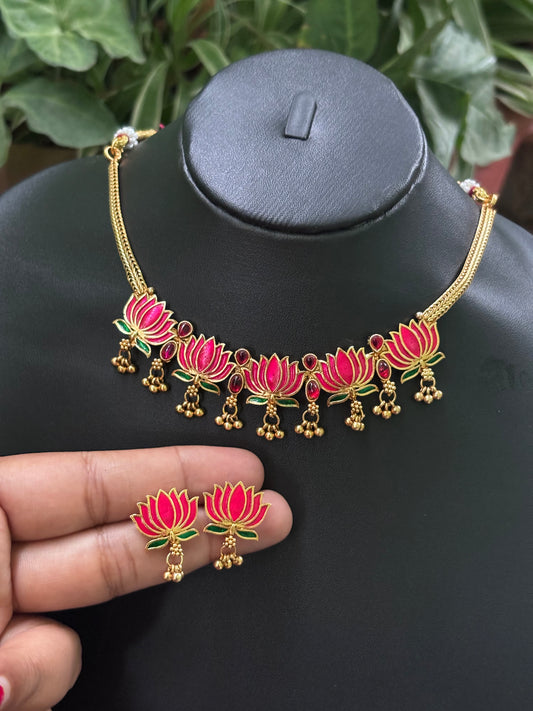 Lotus Glow Enamel Choker Set